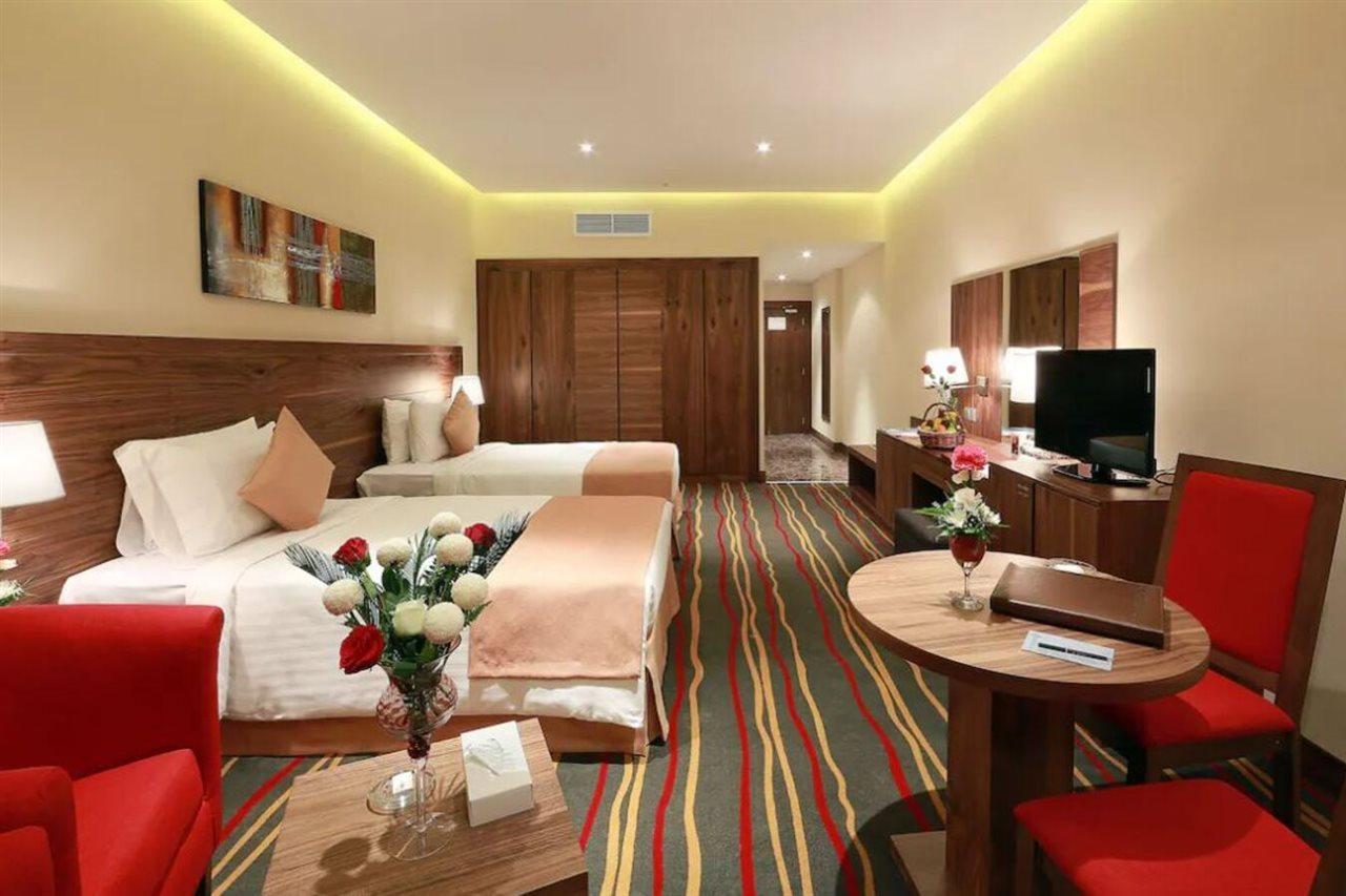Al Khaleej Palace Deira Hotel ดูไบ ภายนอก รูปภาพ