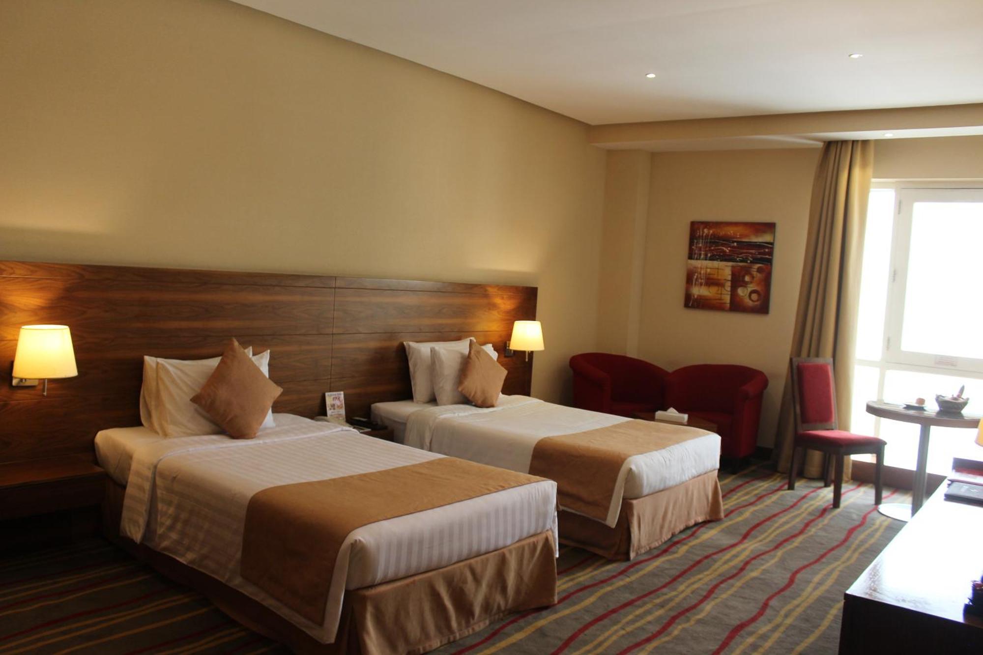 Al Khaleej Palace Deira Hotel ดูไบ ภายนอก รูปภาพ
