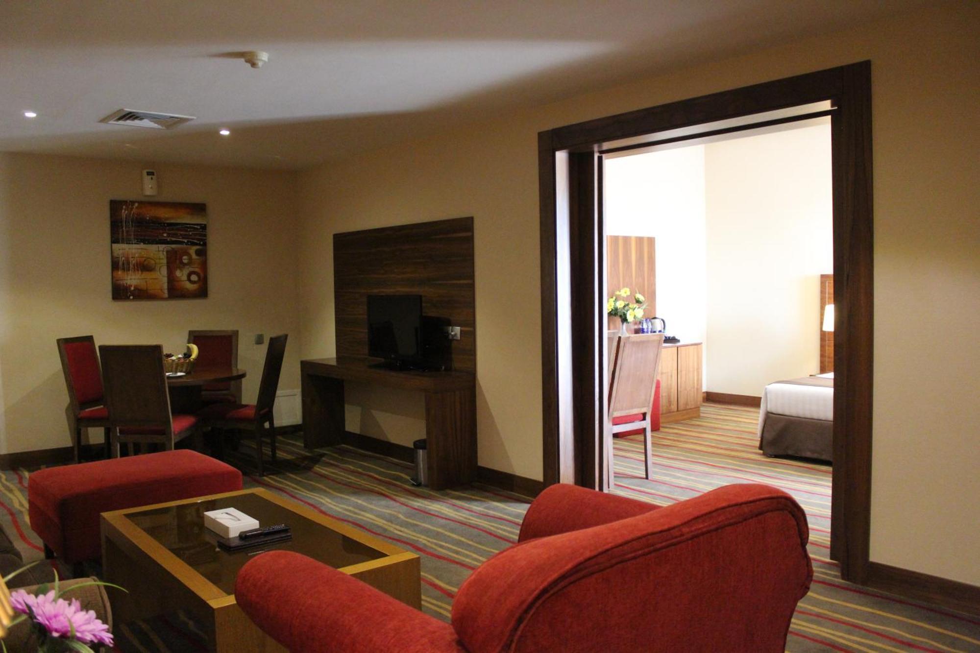 Al Khaleej Palace Deira Hotel ดูไบ ภายนอก รูปภาพ
